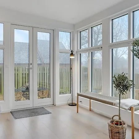 Stunning In Hillerd With Wifi And 2 Bedrooms *