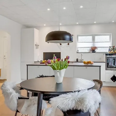 公寓 Stunning In Hillerd With Wifi And 2 Bedrooms *
